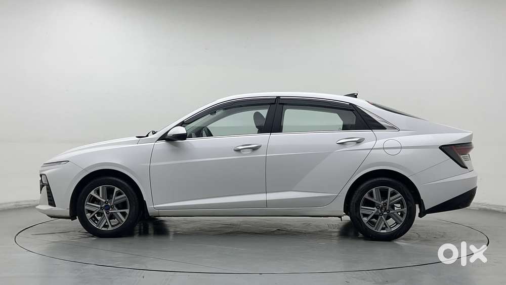 Hyundai Verna 1.5 Sx Petrol Mt, 2023, Petrol