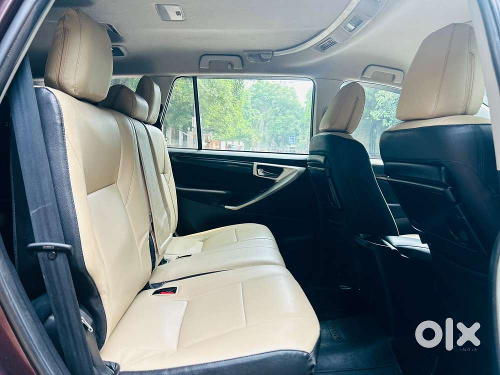 Toyota Innova Crysta 2.4 V 8 Str, 2021, Diesel