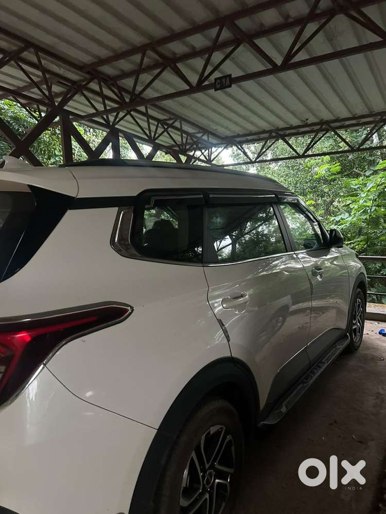 Kia Carens 2022 Year