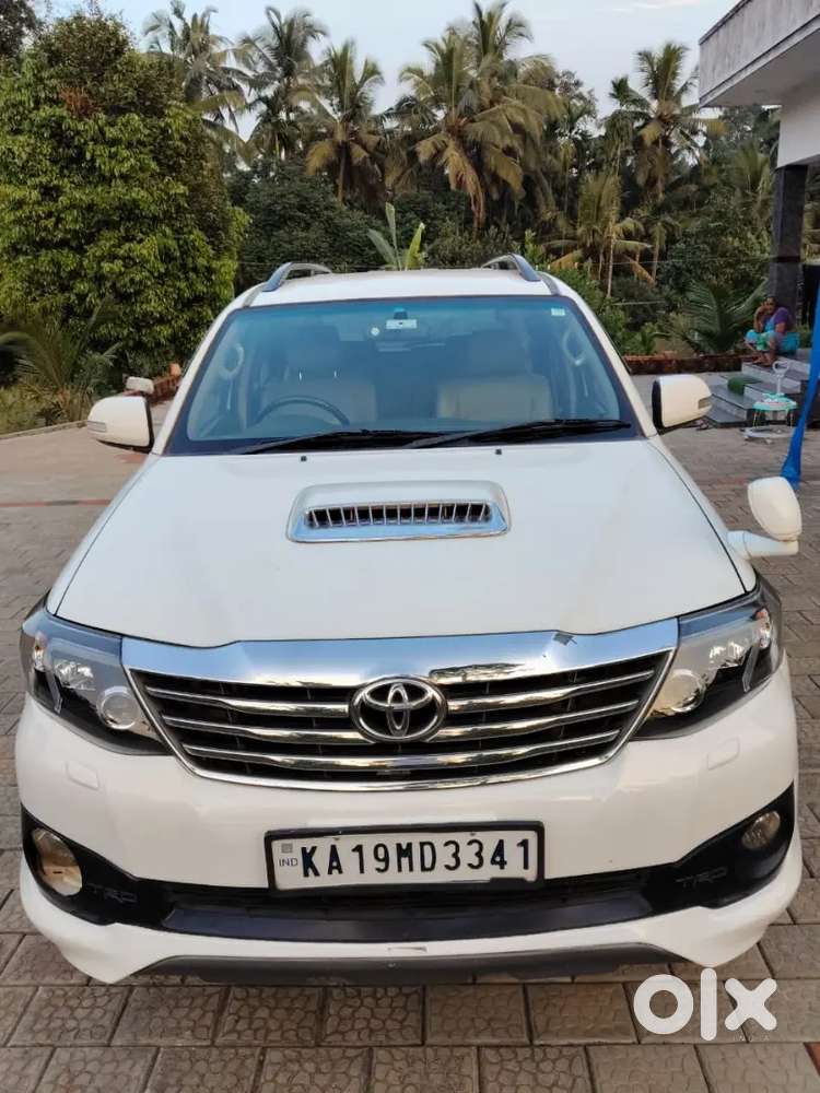 Toyota Fortuner 2013