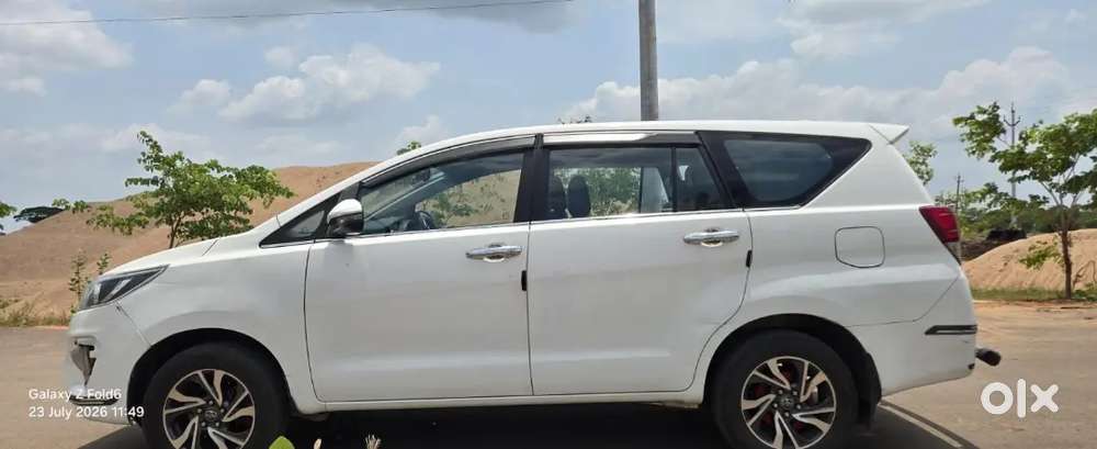 Toyota Innova Crysta 2020 Second-owner Diesel Manual