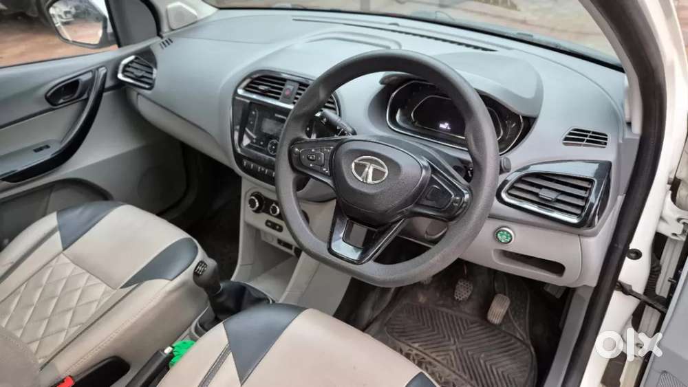 Tata Tigor Xza, 2020, Petrol