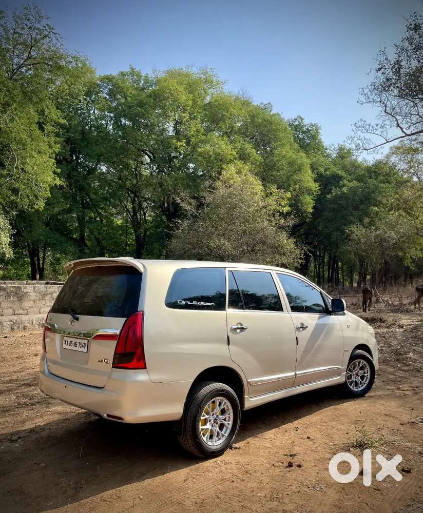 Toyota Innova 2012 Diesel Well Maintained