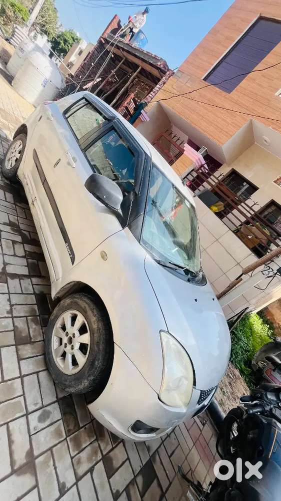 Swift Cng + Petrol 2006