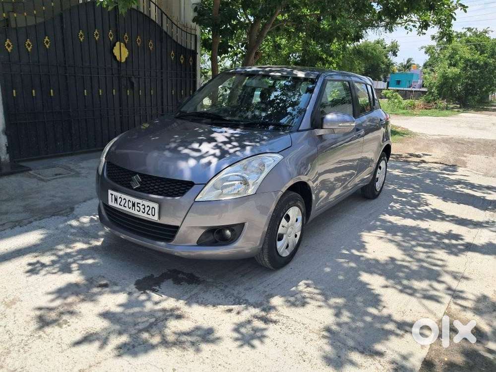 Maruti Suzuki Swift Vxi With Abs, 2013, Petrol