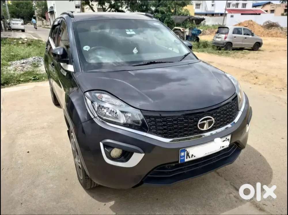 Tata Nexon Xt Grey Color Lady Driven