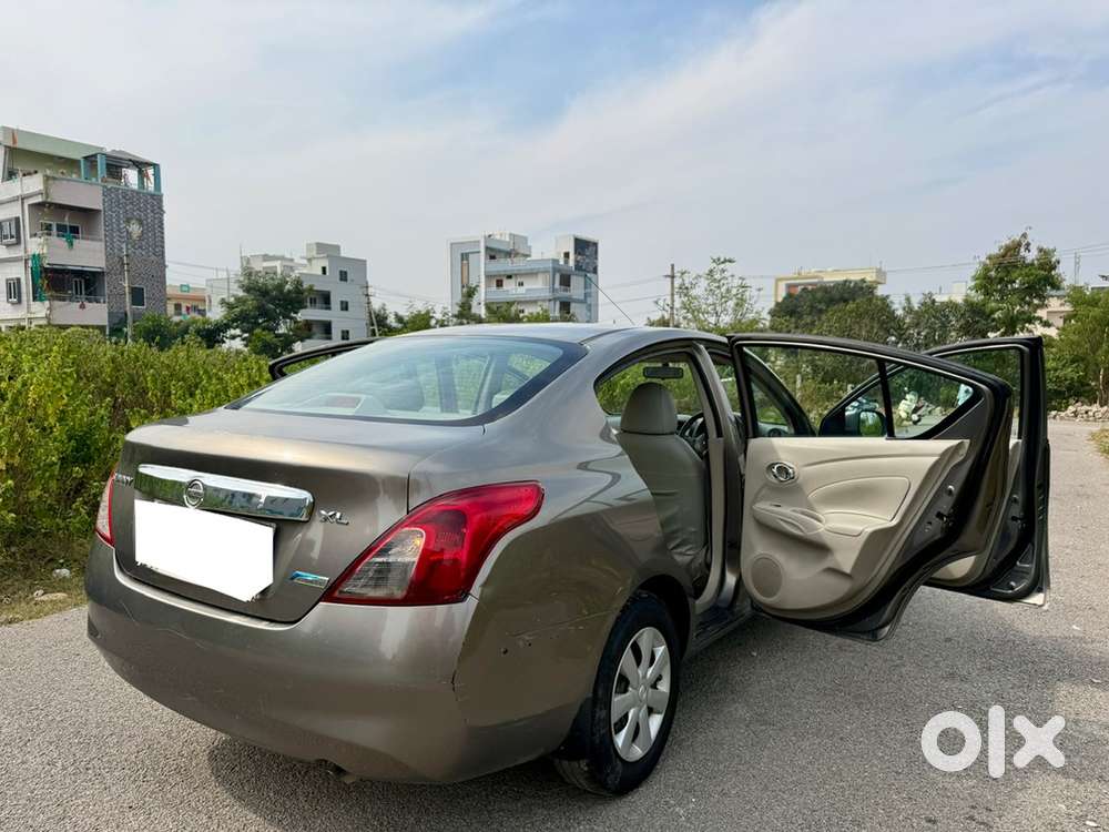 Nissan Sunny Petrol 2013 ( First Owner )