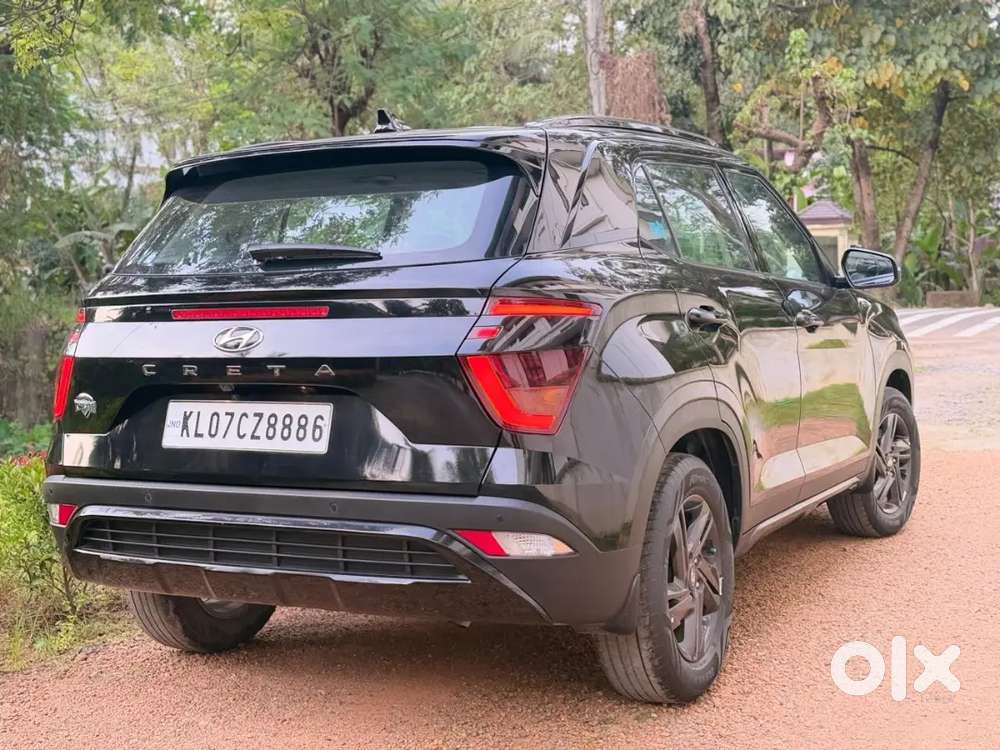 Hyundai Creta S Plus Knight Edition Petrol Manual Sunroof