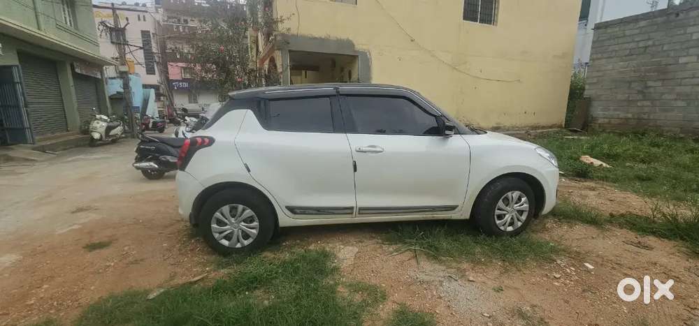 Maruti Suzuki Swift Vxi 2021