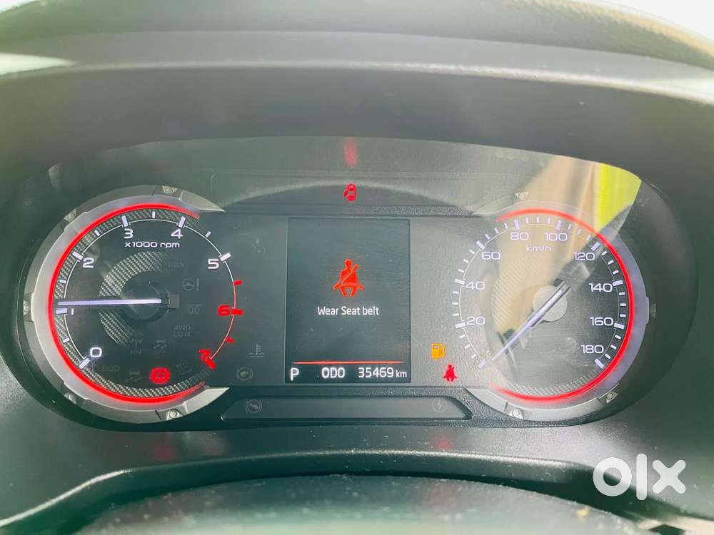 Mahindra Thar Lx 4-str Hard Top At, 2022, Petrol