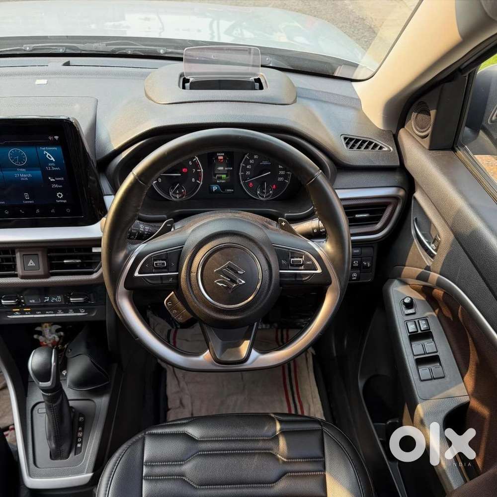 Maruti Suzuki Brezza 2023 Automatic Petrol Well Maintained