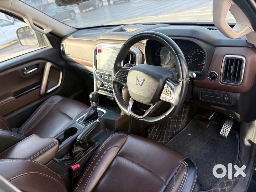 Mahindra Scorpio N Z8 Petrol At 7 Str, 2024, Petrol