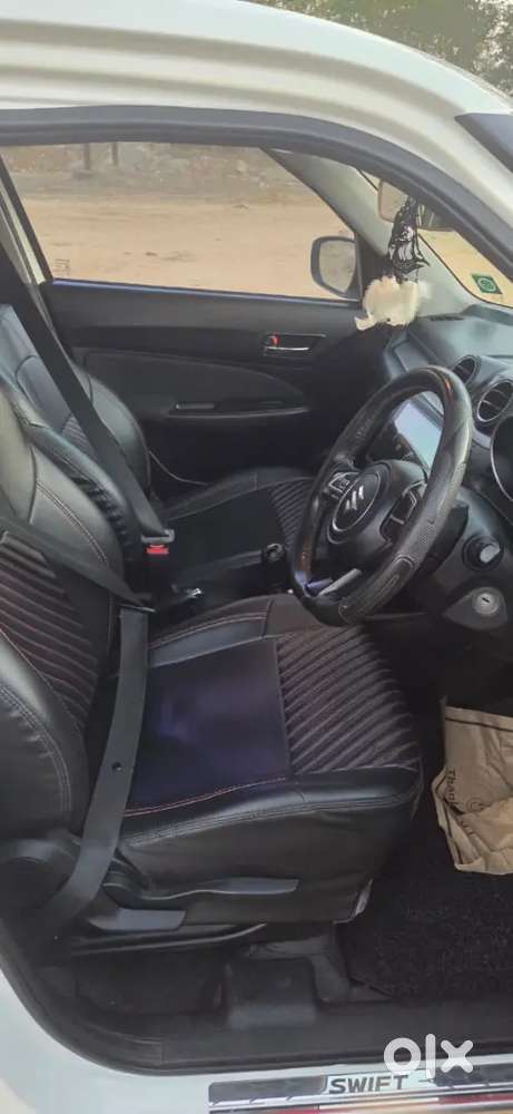Model 23/12/2023 Swift Vxi Cng+petrol