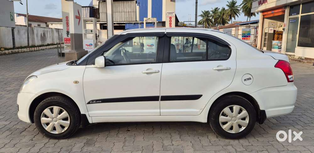 Maruti Suzuki Swift Dzire 1.3 Vxi, 2011, Petrol