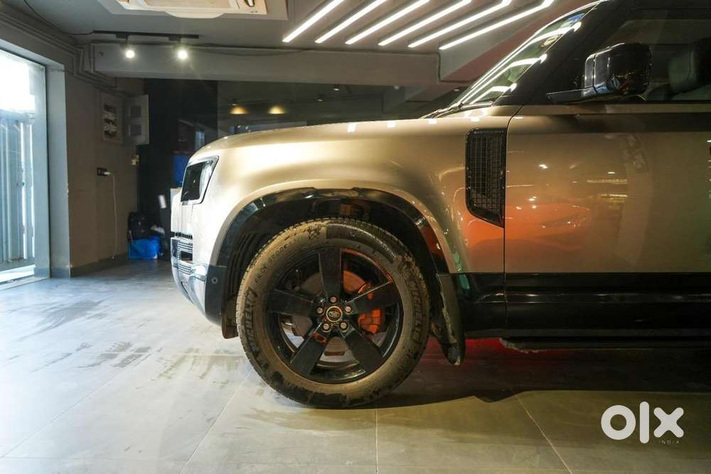 Land Rover Petrol 2024 Car