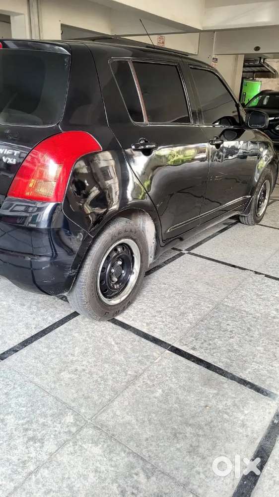 Swift Maruti Suzuki 2007 Petrol Manual 80000 Km Driven