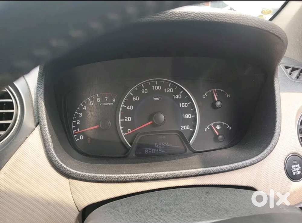 Hyundai Grand I10 Asta Option, 2013, Petrol