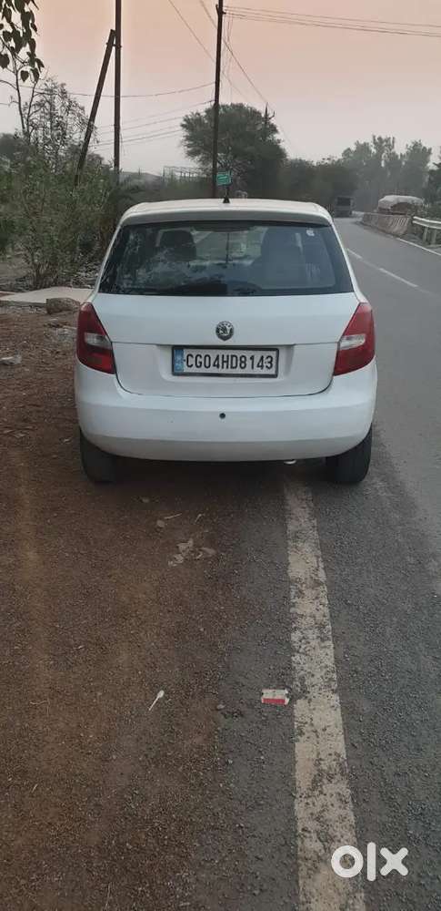 Skoda Fabia 2014 Diesel 76402 Km Driven Best Condition & October Moth