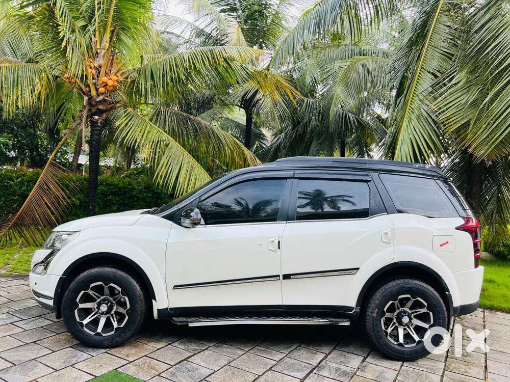Mahindra Xuv500 2.2 W10, 2015, Diesel