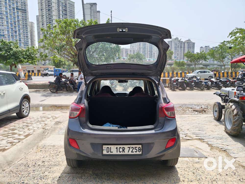 Hyundai Grand I10 Sportz, 2016, Petrol