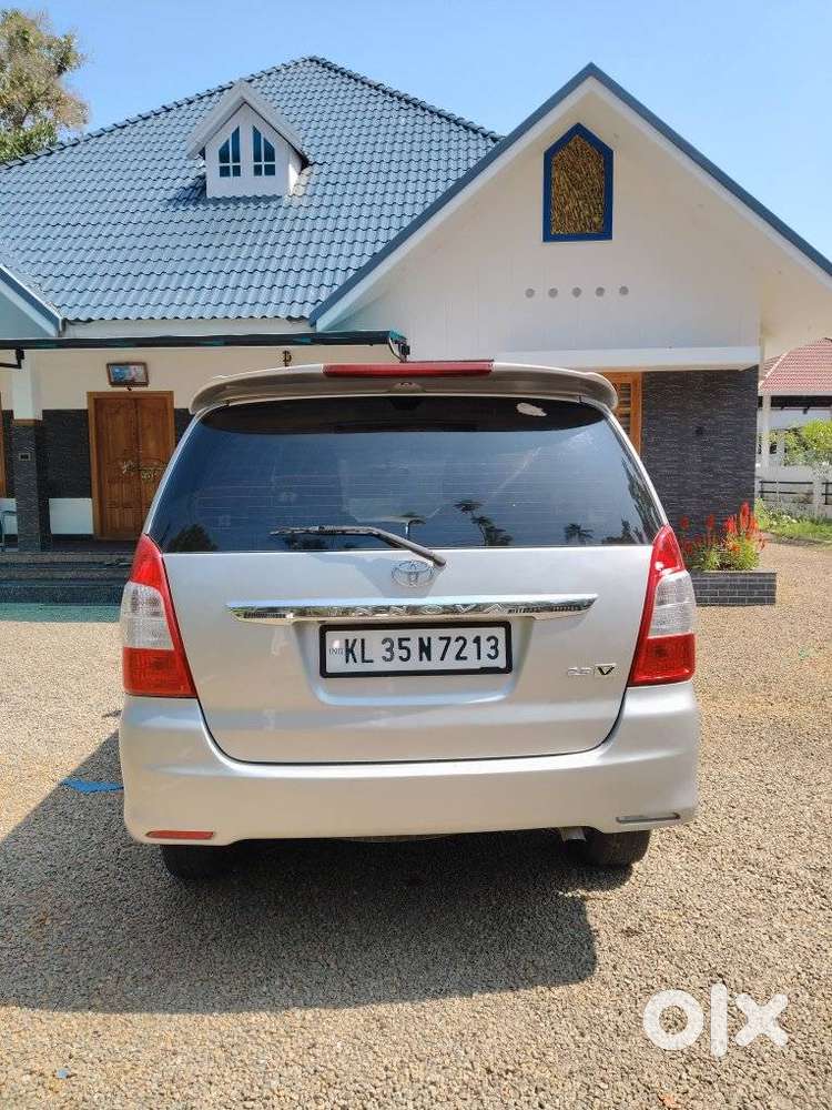 Toyota Innova 2.5 V 7 Str, 2012, Diesel