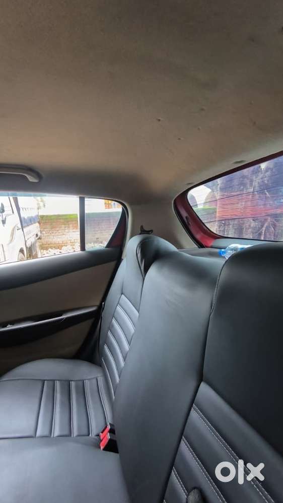 Hyundai I20 Petrol Manual 2010