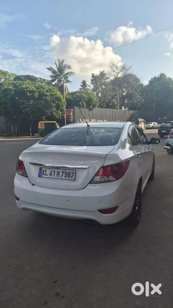 Hyundai Fluidic Verna 2014 Diesel 110000 Km Driven