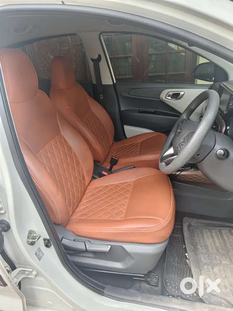 Hyundai Aura Sx Plus Amt  2023  First Owner  30k Km
