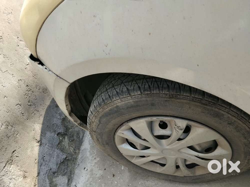 Maruti Suzuki Swift Lxi Option, 2012, Cng & Hybrids