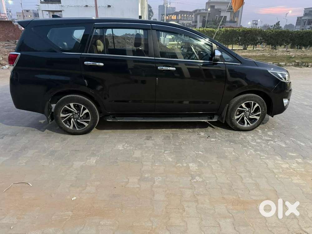 Toyota Innova Crysta Registered 2024 Model 2023 Diesel 32000 Km Driven