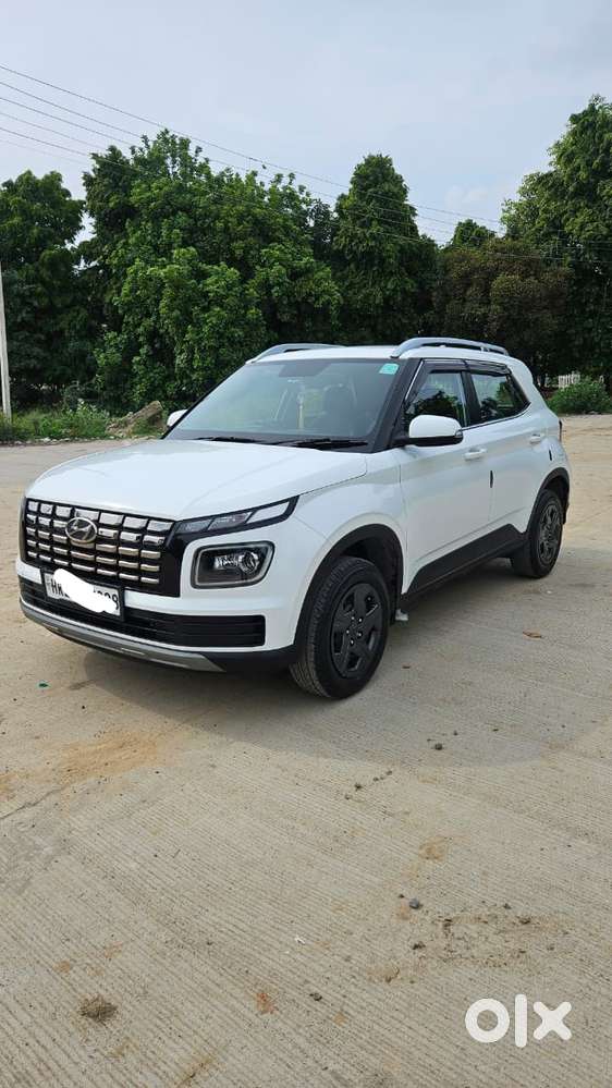 Hyundai Venue 1.2 S (o), 2023, Petrol