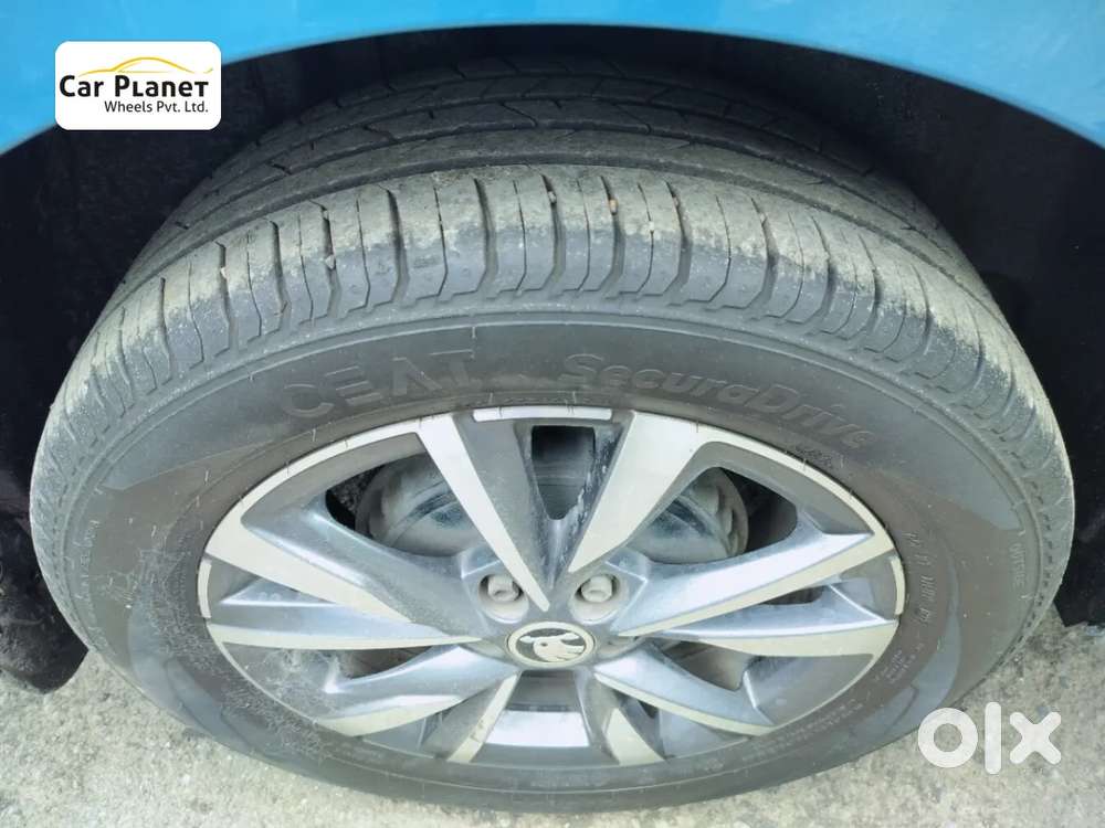 Skoda Slavia Style 1.0l Tsi Mt, 2022, Petrol
