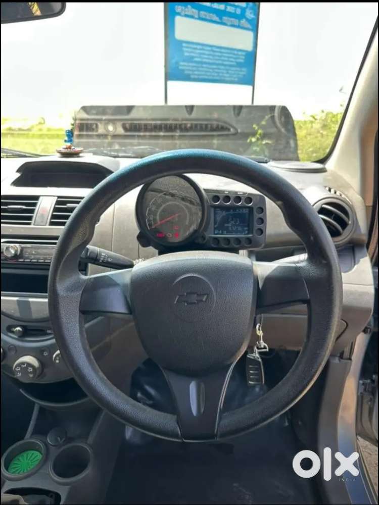 Chevrolet Beat Petrol 2010