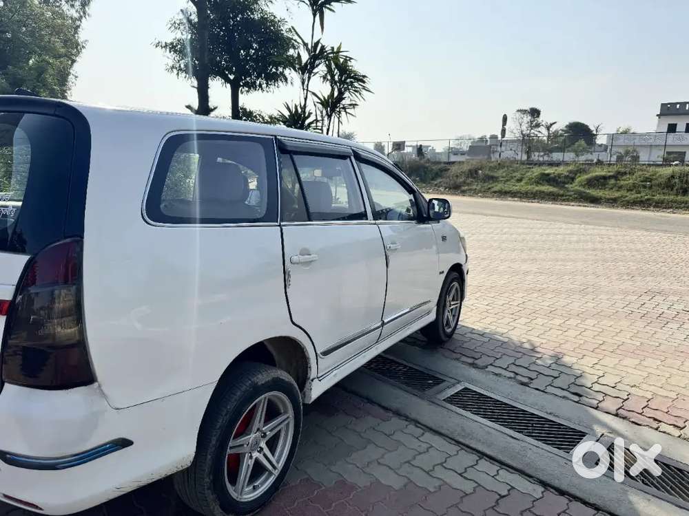 Good Condition, Touch Screen,full Ac Working Or Heater ,95% Tyre,alloy