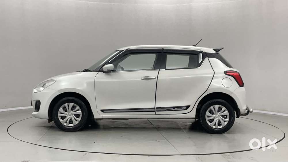 Maruti Suzuki Swift Amt Vvt Vxi, 2022, Petrol