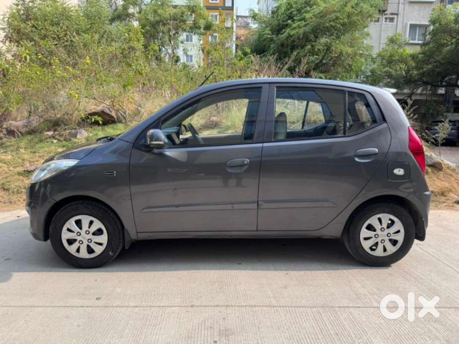 Hyundai I10 Sportz At, 2010, Petrol