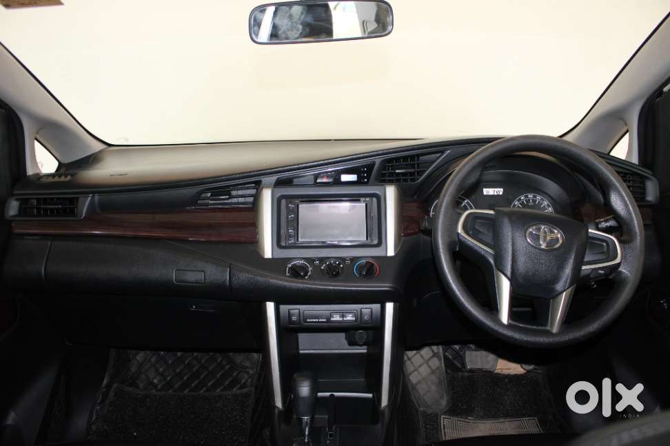 Toyota Innova Crysta 2.8 Gx At, 2017, Diesel