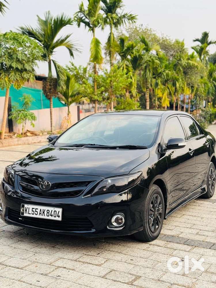 Altis. 2013.   Rs 450000