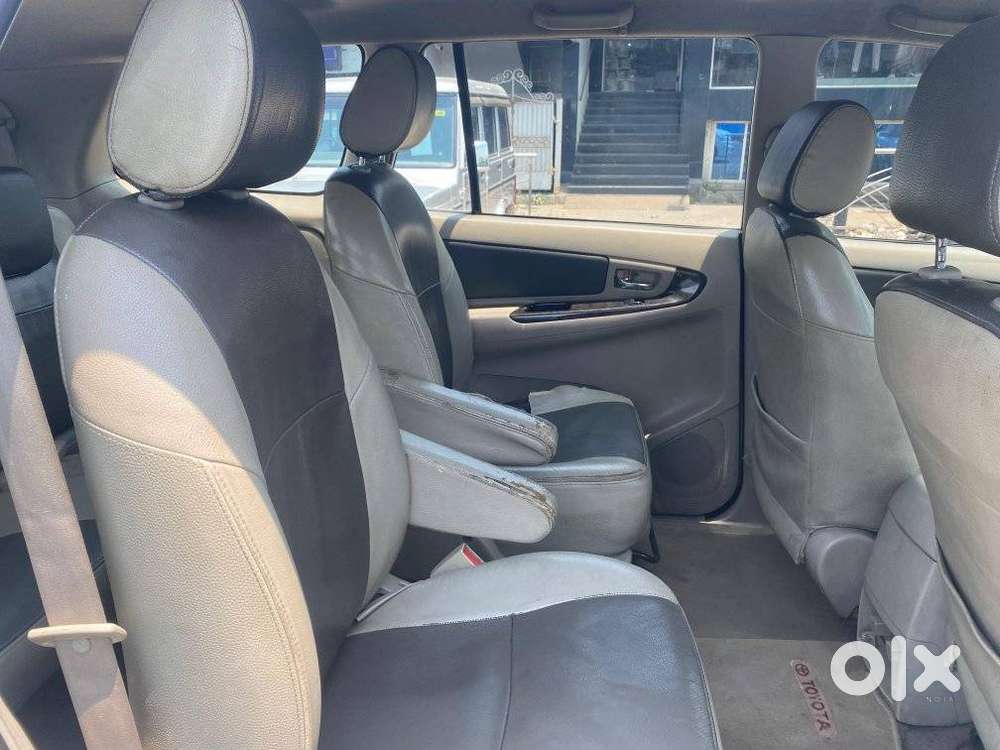 Toyota Innova 2.5 Z Diesel 7 Seater, 2013, Diesel