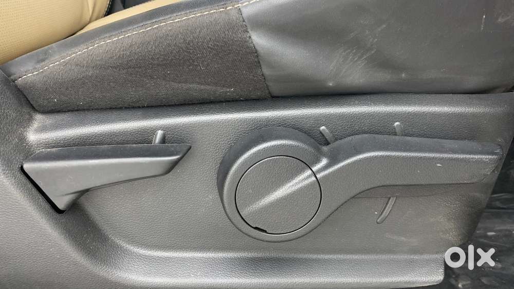 Mahindra Thar Lx P At 4wd 4s Ht, 2024, Petrol