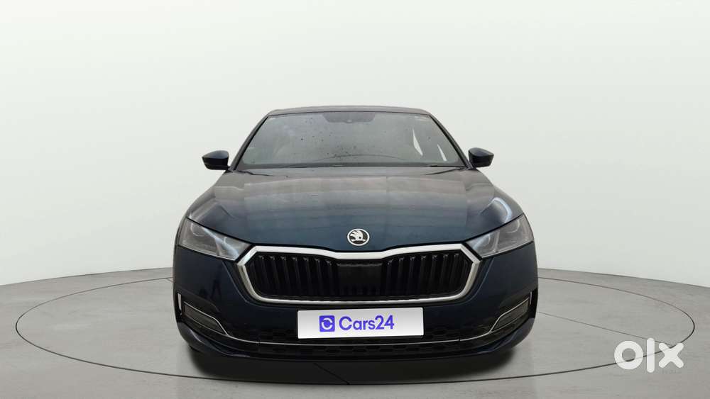 Skoda Octavia 2.0 L K Tsi At, 2023, Petrol