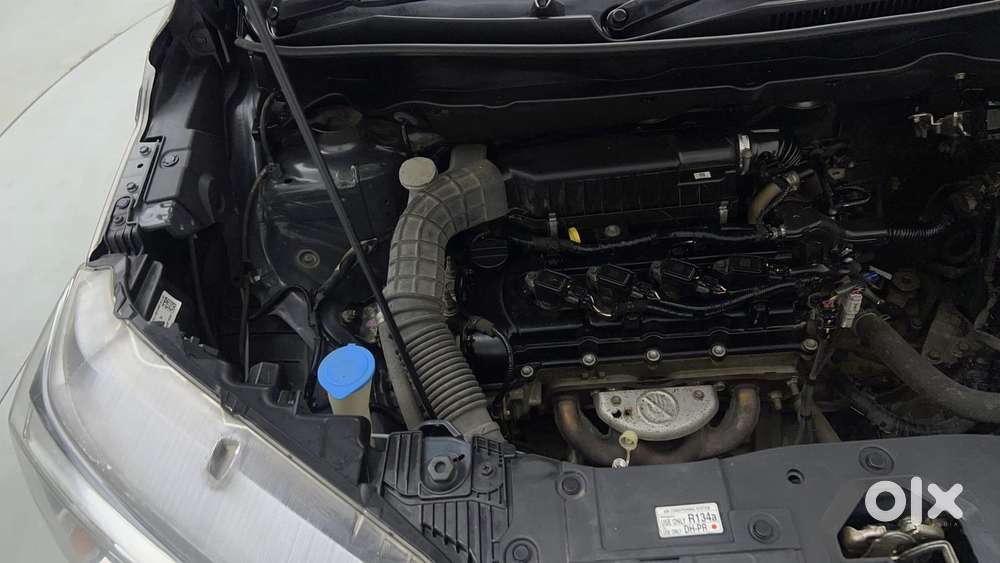 Maruti Suzuki Xl6 1.5 Zeta Mt, 2022, Petrol