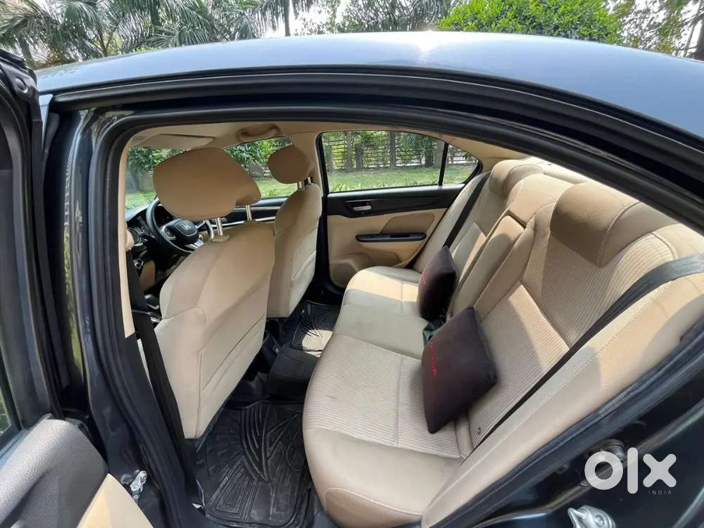 3.5 Yrs Old Honda Amaze Automatic In Excellent Condition