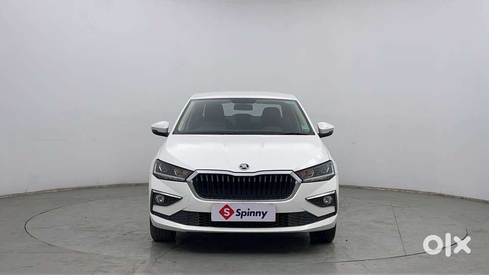 Skoda Slavia Style 1.0l Tsi Mt, 2022, Petrol