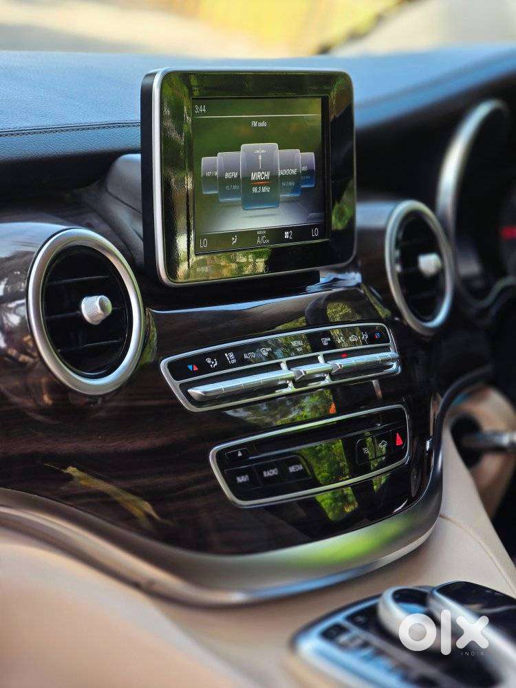 Mercedes-benz V-class 2.1 220 Expression Diesel At, 2020, Diesel