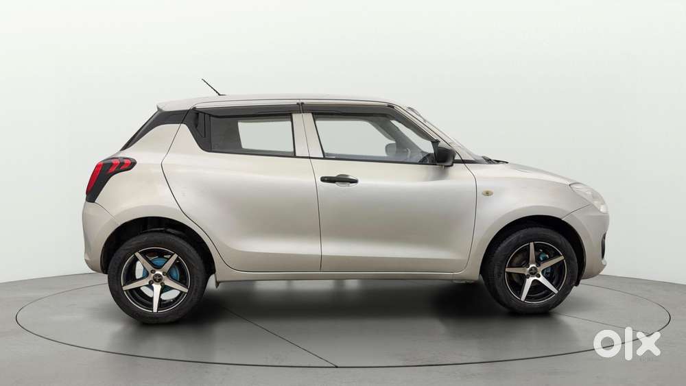 Maruti Suzuki Swift Vvt Lxi, 2022, Petrol