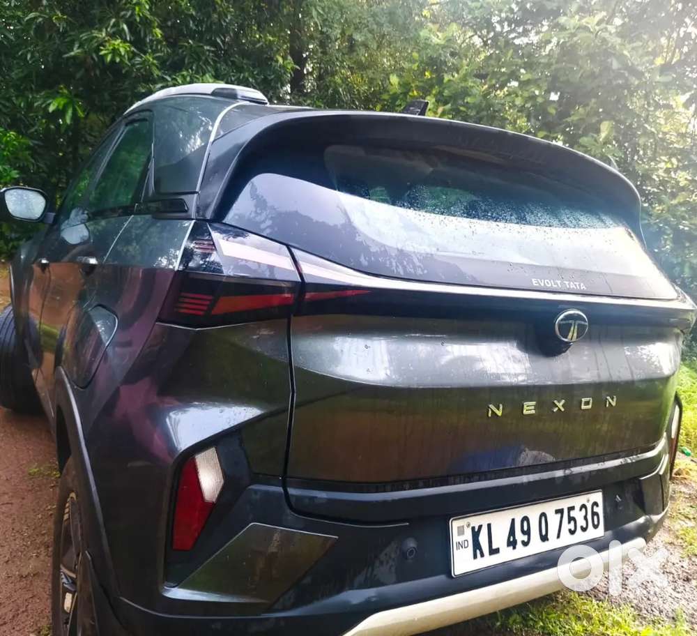 Tata Nexon Creative Petrol 2025