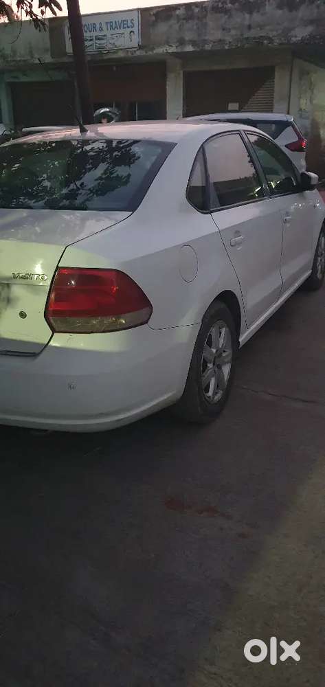 Volkswagen Vento 2011 Petrol Manual 87000 Km