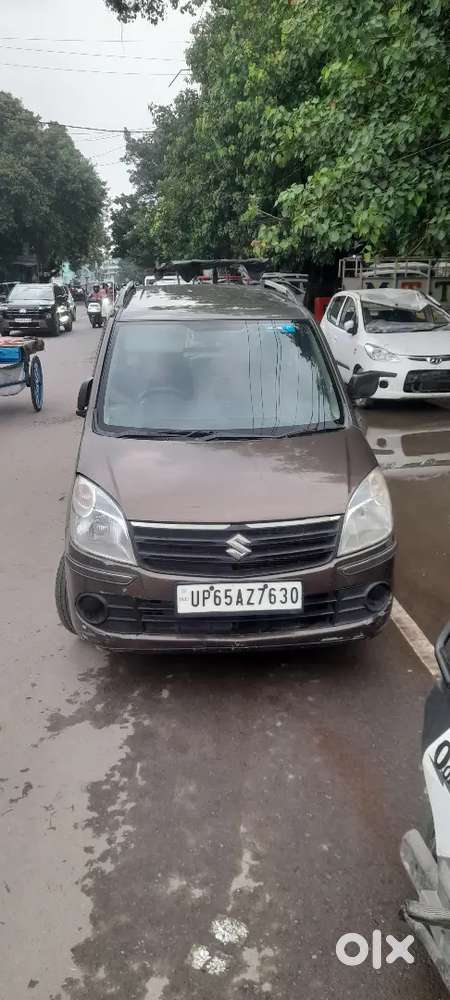 Fix Price Wagon 2011 Km Driven