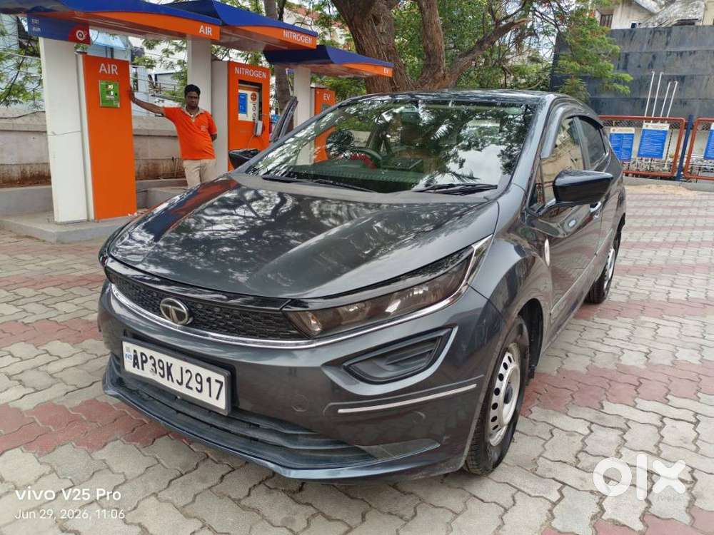 Tata Altroz 1.2 Xe, 2021, Petrol